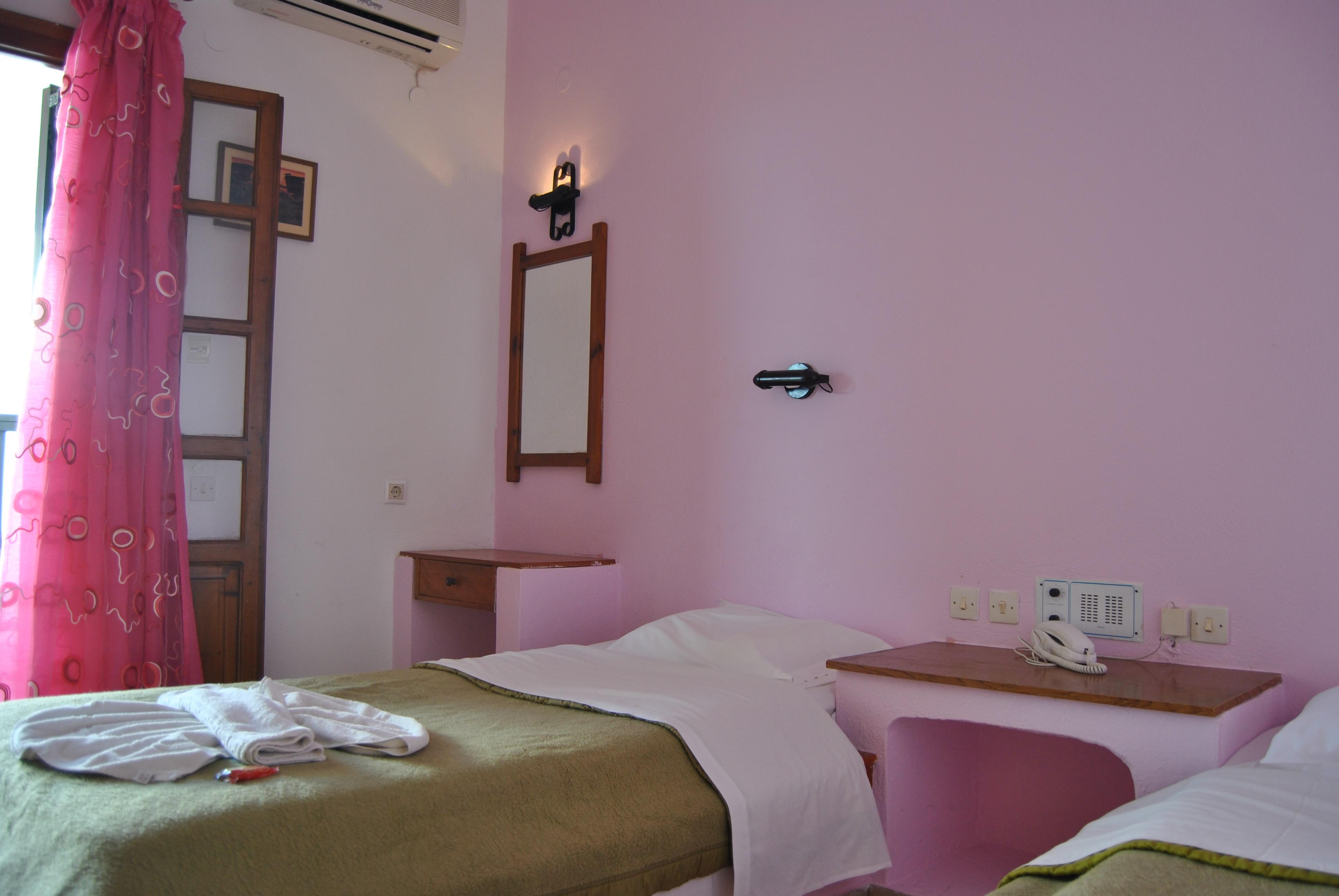 אניסאראס Hotel Galini מראה חיצוני תמונה