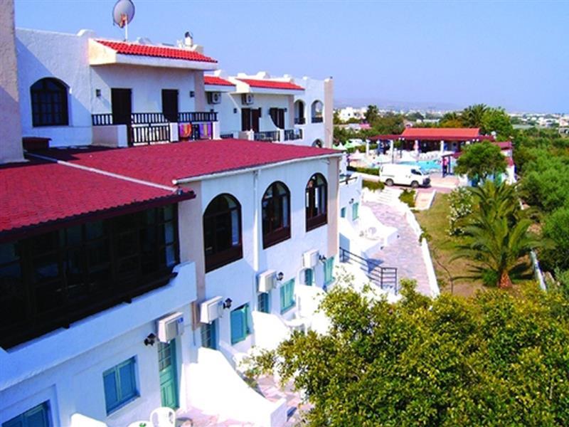 אניסאראס Hotel Galini מראה חיצוני תמונה