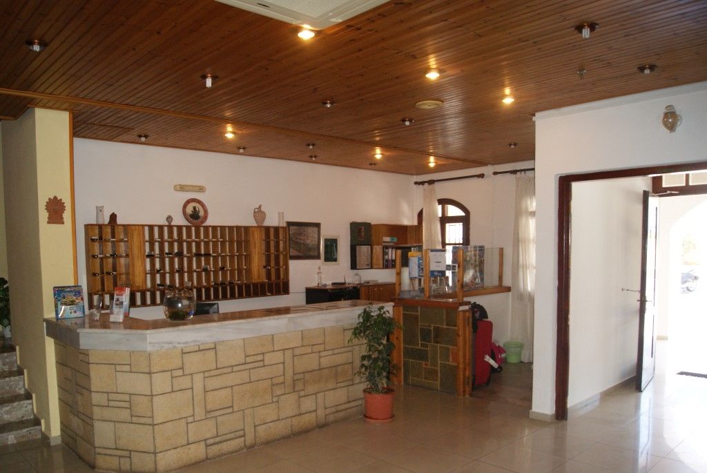 אניסאראס Hotel Galini מראה חיצוני תמונה