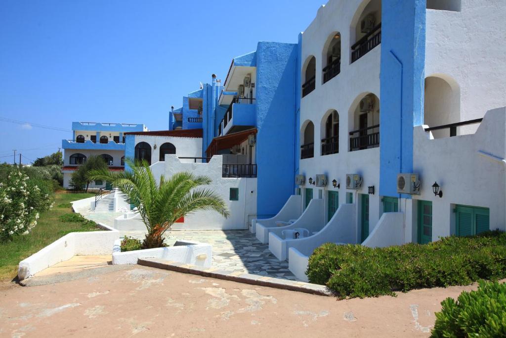 אניסאראס Hotel Galini מראה חיצוני תמונה