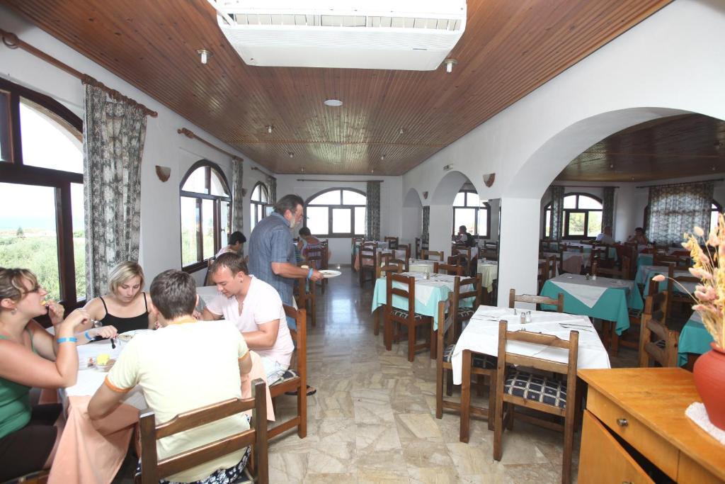 אניסאראס Hotel Galini מראה חיצוני תמונה