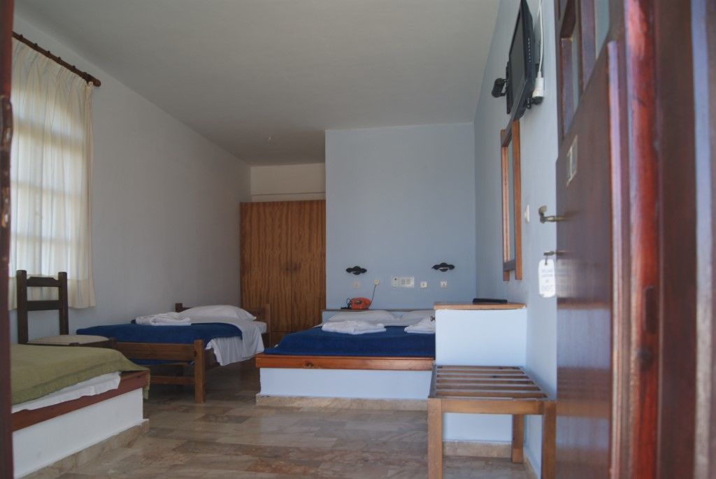 אניסאראס Hotel Galini מראה חיצוני תמונה